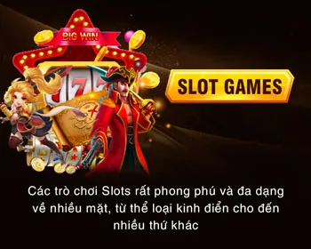 Cầu thủ bóng rổ đang úp rổ